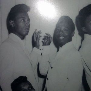 Meet your Posher, Lewis l